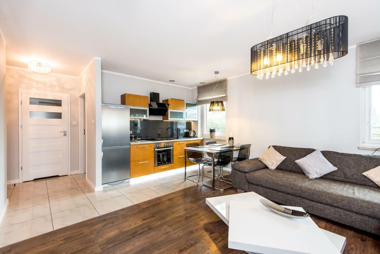 Super-Apartamenty Targi Poznanskie Eksteriør billede